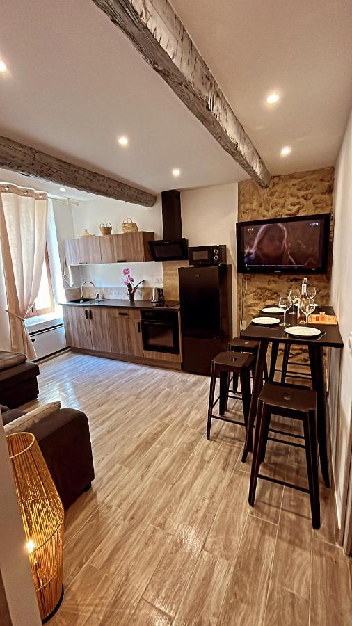 Appartement T2 Centre Village Cucuron Eksteriør bilde